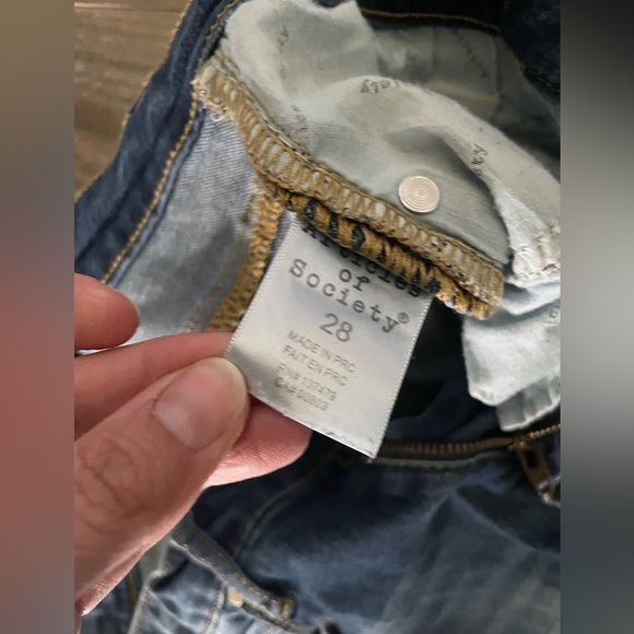 Articles of Society distressed jeans size 28 - Picture 3 of 3